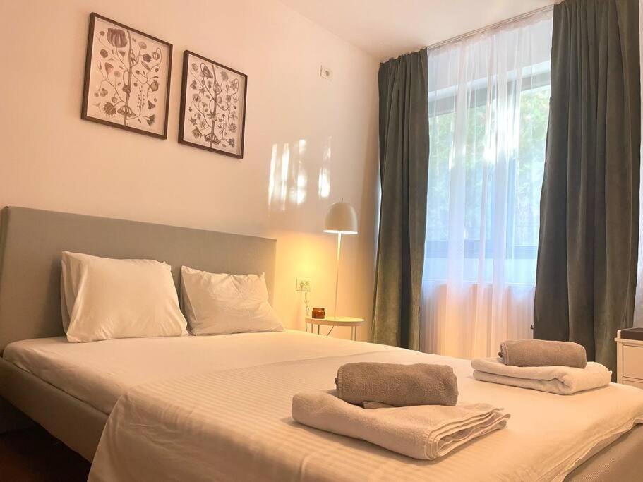 Sky Residence Airport Therme Otopeni 4 Екстер'єр фото