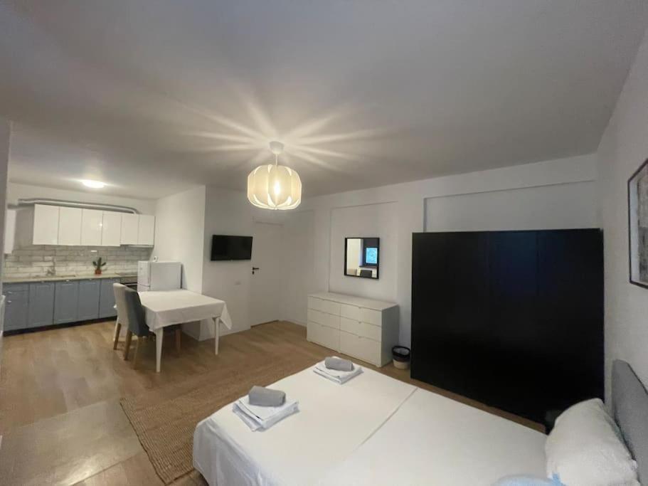 Sky Residence Airport Therme Otopeni 4 Екстер'єр фото